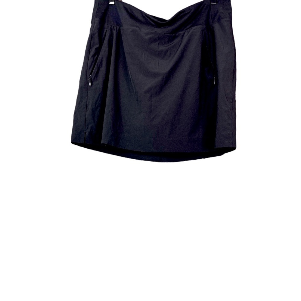 BLACK Athleta skort